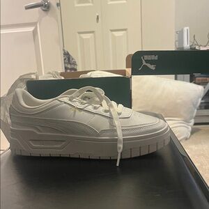 Puma Womans White Low-Top Sneakers